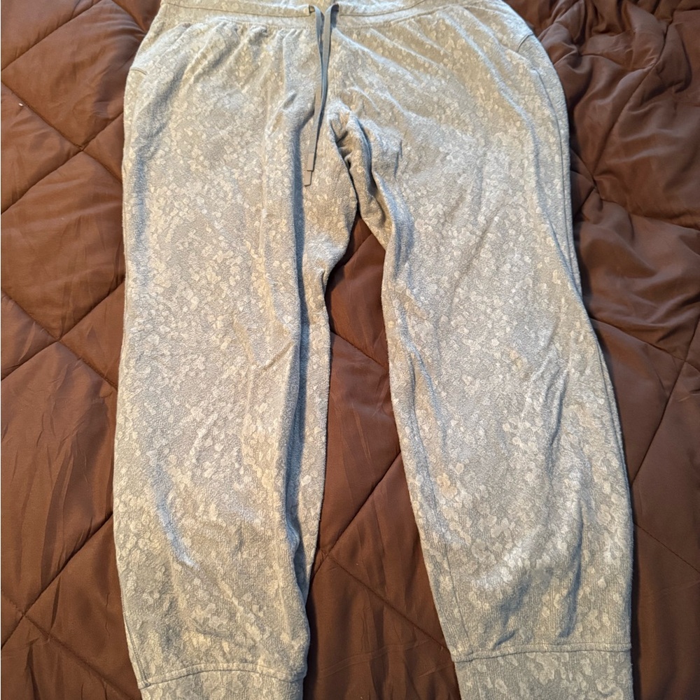 Lululemon Athletica Gray Textured Pants